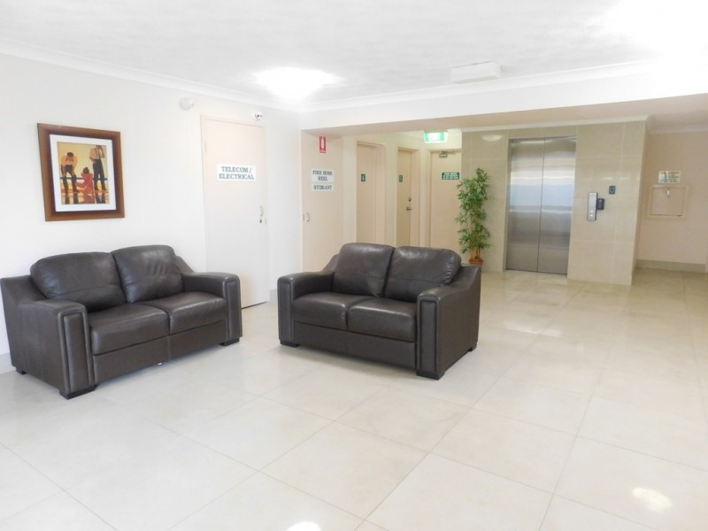 49/30 Marine Parade, Southport QLD 4215