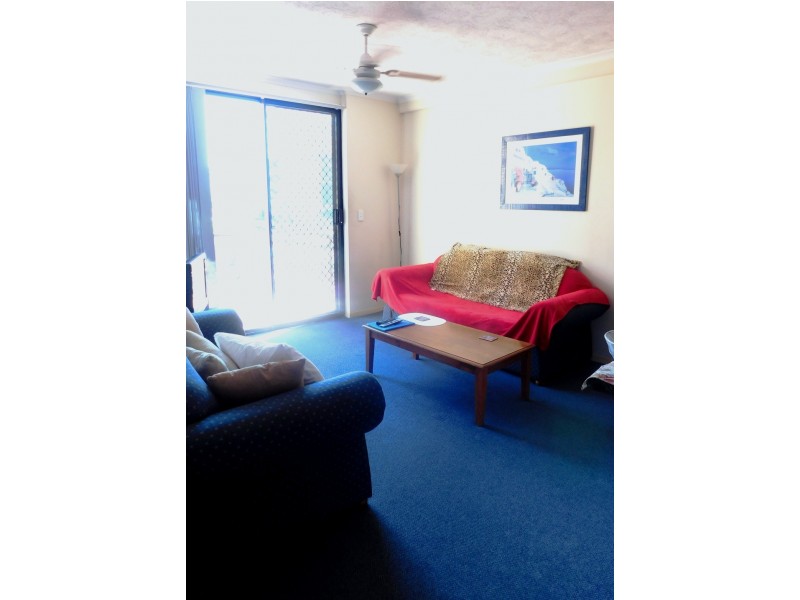 17/10-12 Bath Street, Labrador QLD 4215