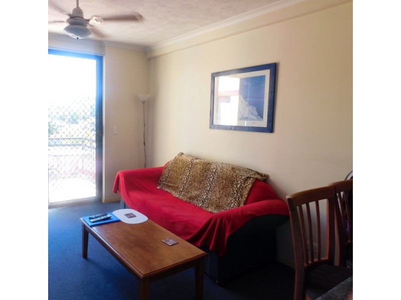 17/10-12 Bath Street, Labrador QLD 4215