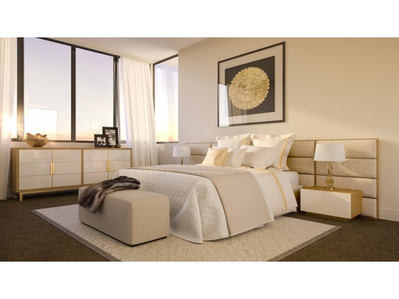 502 Marine Parade, Biggera Waters QLD 4216