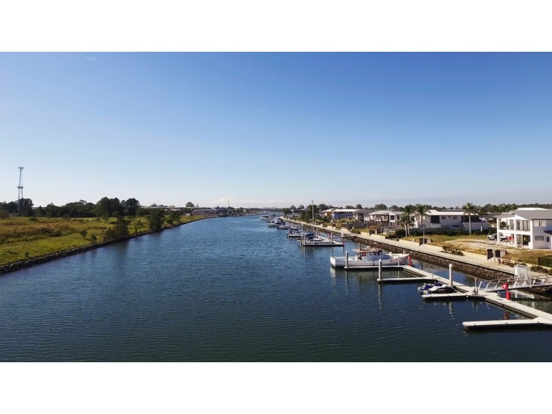 23-31 Sickle Avenue, Hope Island QLD 4212