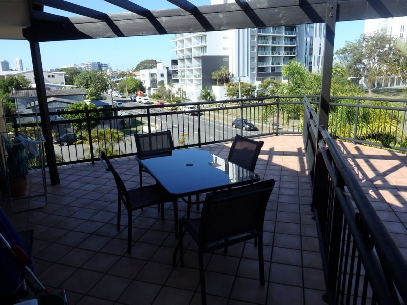 26/10 Bath Street, Labrador QLD 4215