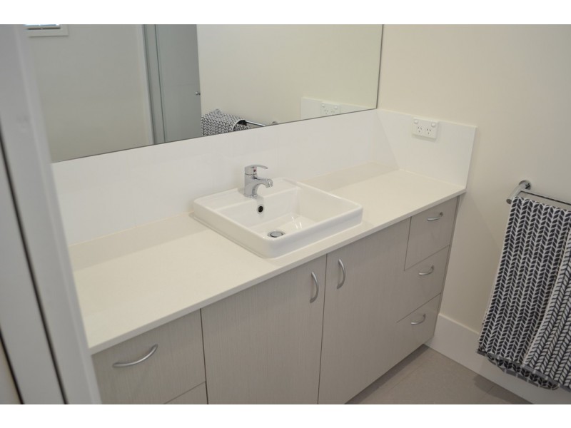 4 La Savina Drive, Coombabah QLD 4216