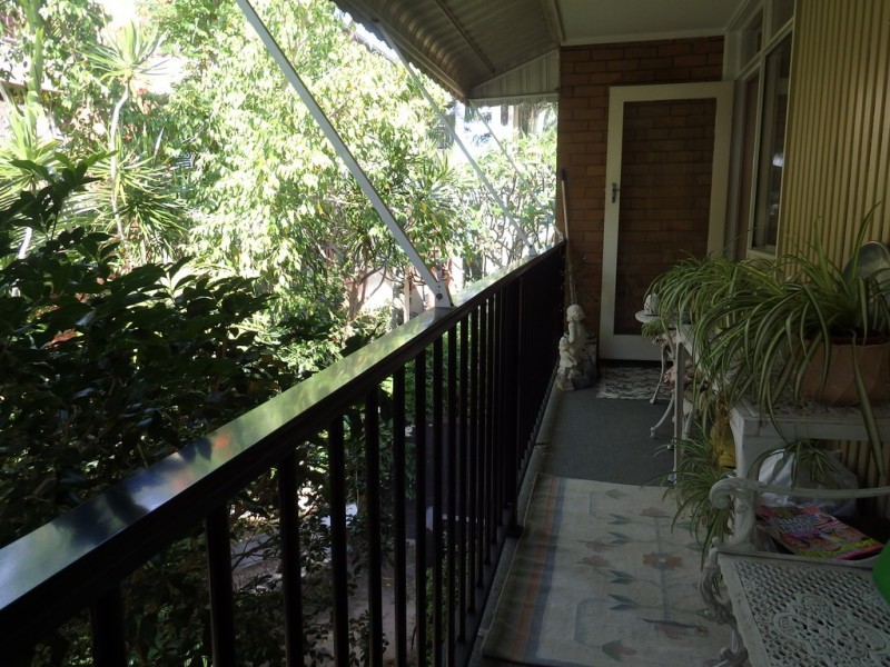 3/107A Frank Street, Labrador QLD 4215