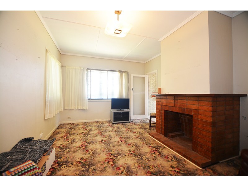 32 Echlin Street, Labrador QLD 4215