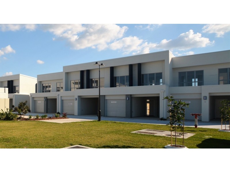 9/156 Marina Quays Boulevard, Hope Island QLD 4212