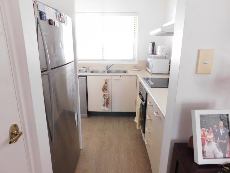 76/170 Central Street, Labrador QLD 4215