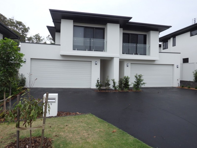 1/9 Clinton Street, Labrador QLD 4215