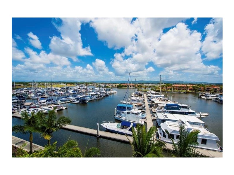 304/35 Halcyon Way, Hope Island QLD 4212