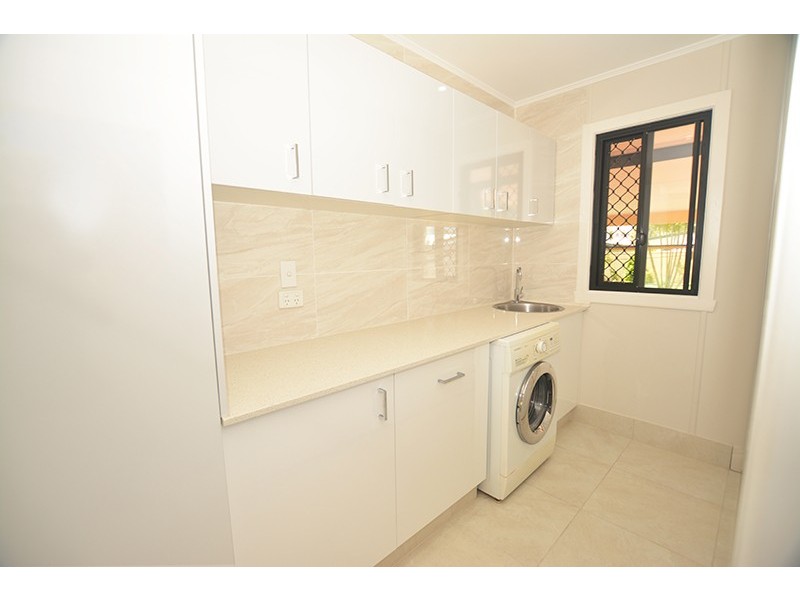 22 Reynolds Avenue, Labrador QLD 4215