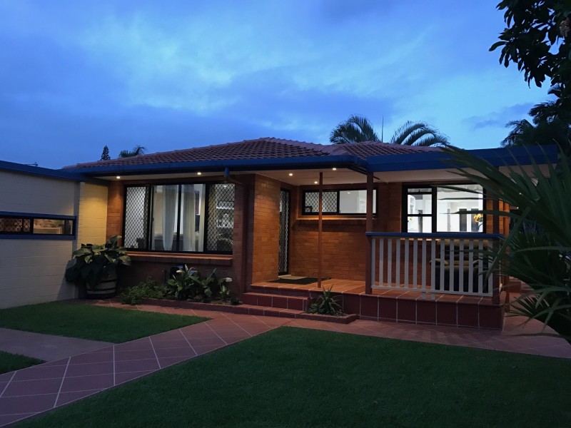 22 Reynolds Avenue, Labrador QLD 4215