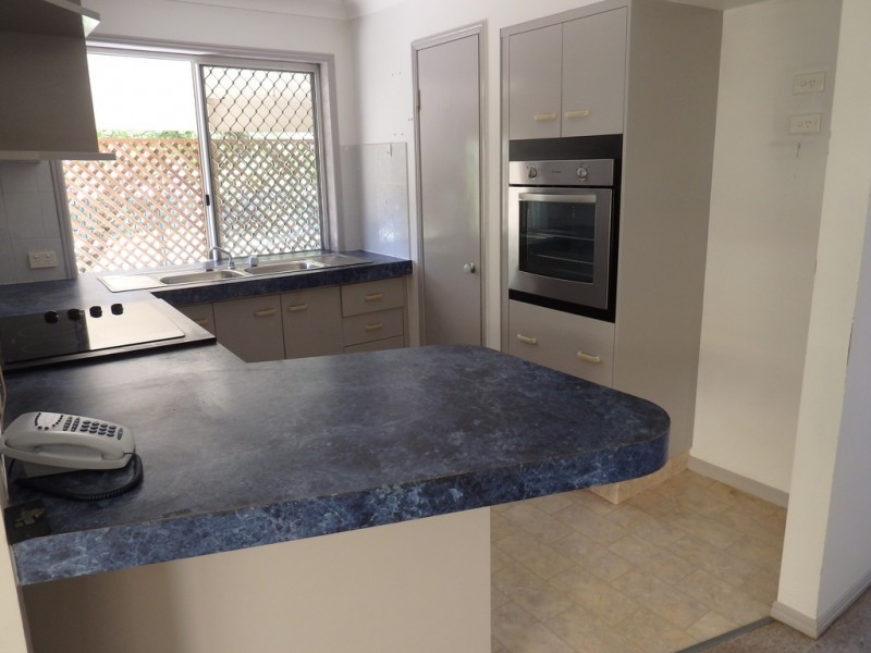 6/31 McMillian Street, Labrador QLD 4215