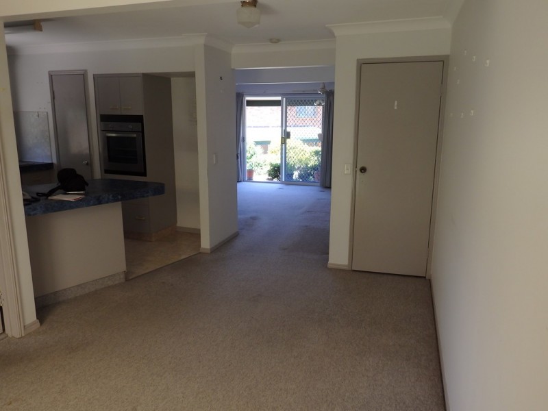 6/31 McMillian Street, Labrador QLD 4215