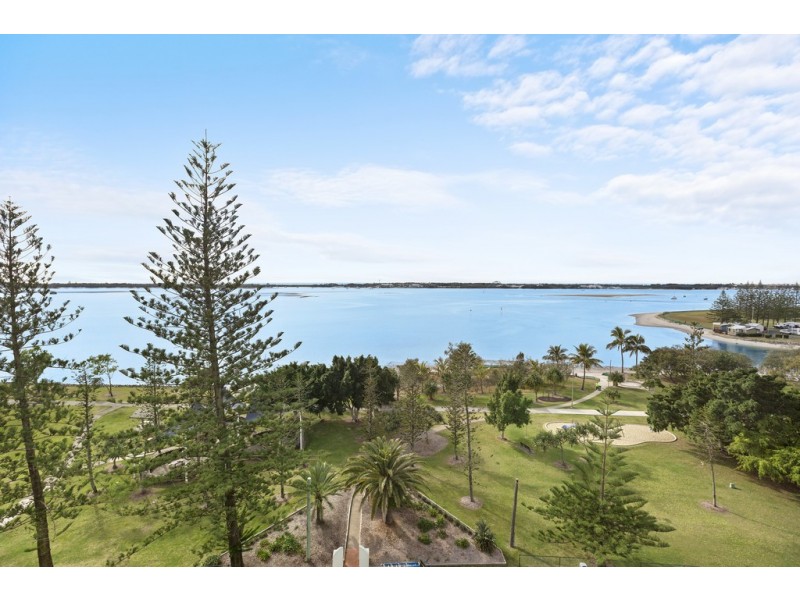 806/182-192 Marine Parade, Labrador QLD 4215