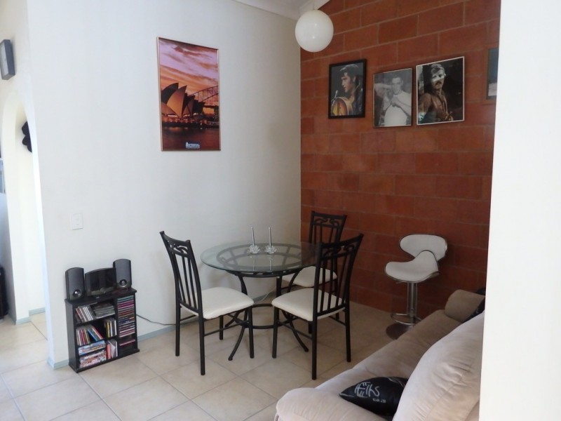 7/111 Little Usher Avenue, Labrador QLD 4215