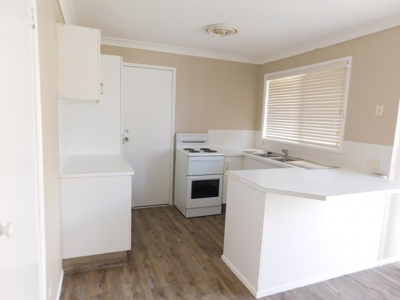 1/138 Whiting Street, Labrador QLD 4215