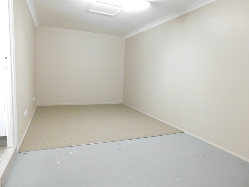 1/138 Whiting Street, Labrador QLD 4215