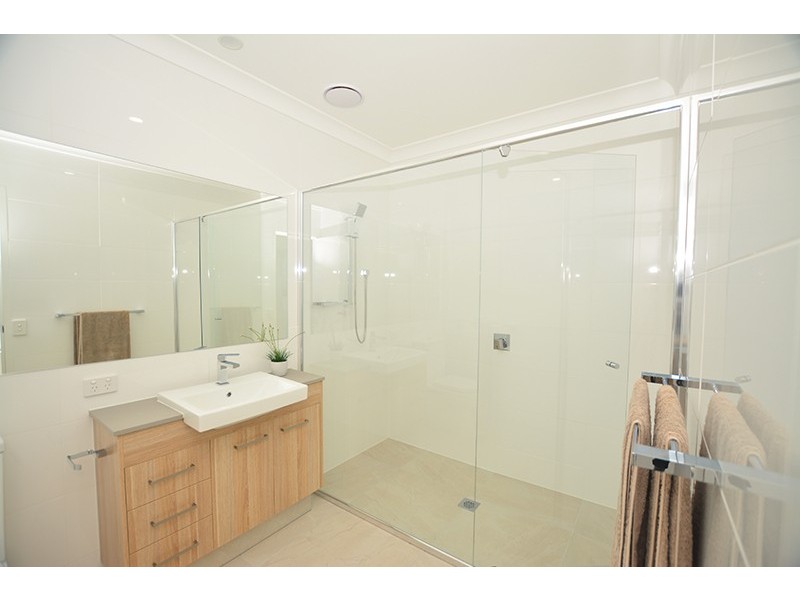 11/156 Marina Quays Boulevard, Hope Island QLD 4212