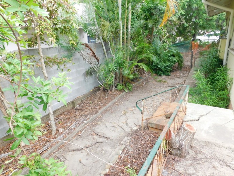 1/93 Pohlman Street, Southport QLD 4215