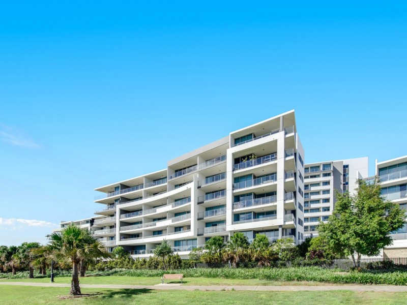 105/41 Harbour Town Drive, Biggera Waters QLD 4216
