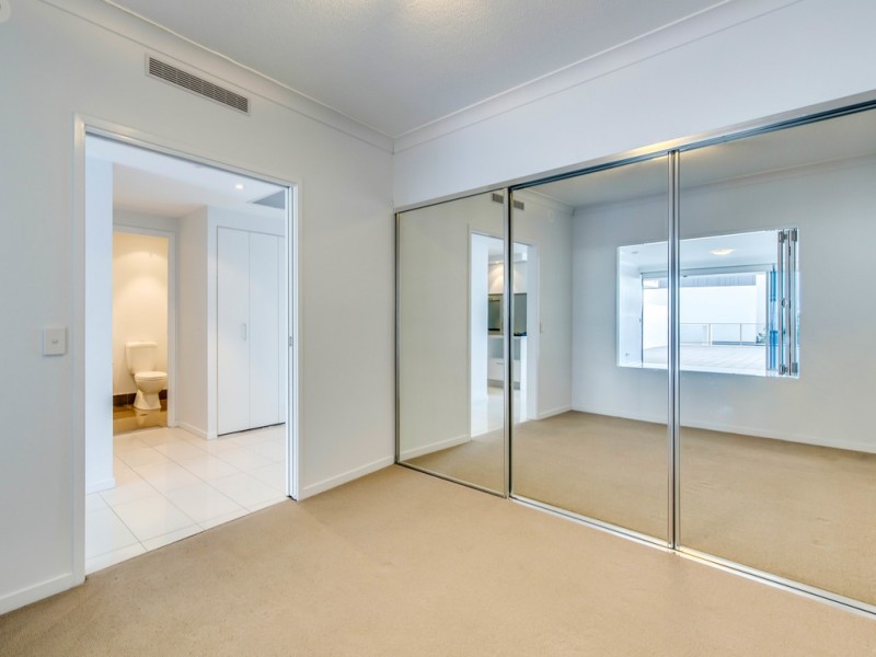 105/41 Harbour Town Drive, Biggera Waters QLD 4216