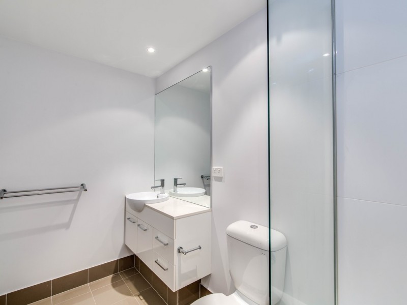 105/41 Harbour Town Drive, Biggera Waters QLD 4216