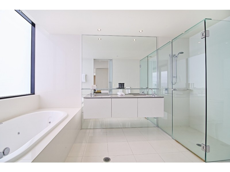 1453/9 Ferny Avenue, Surfers Paradise QLD 4217