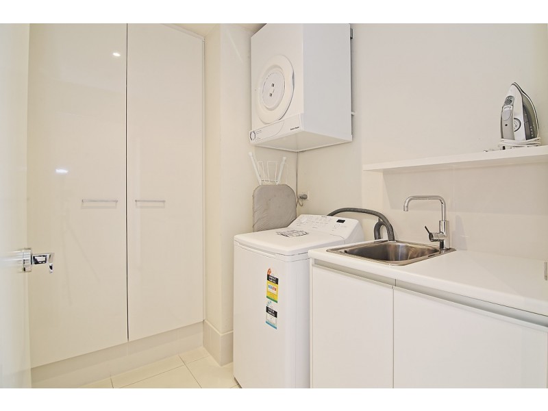 1453/9 Ferny Avenue, Surfers Paradise QLD 4217