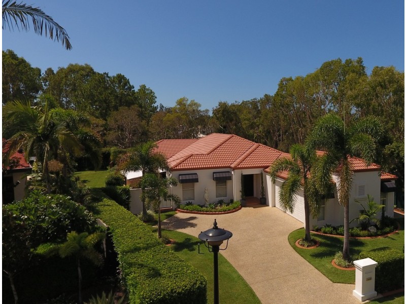 1028 Rosebank Way, Hope Island QLD 4212