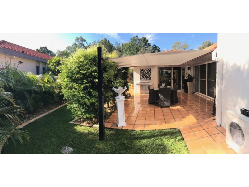 1028 Rosebank Way, Hope Island QLD 4212