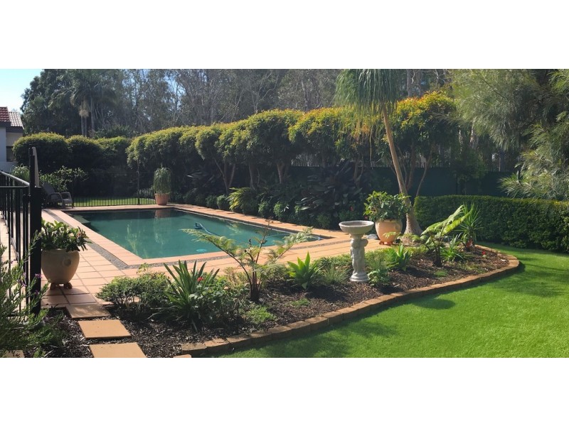 1028 Rosebank Way, Hope Island QLD 4212