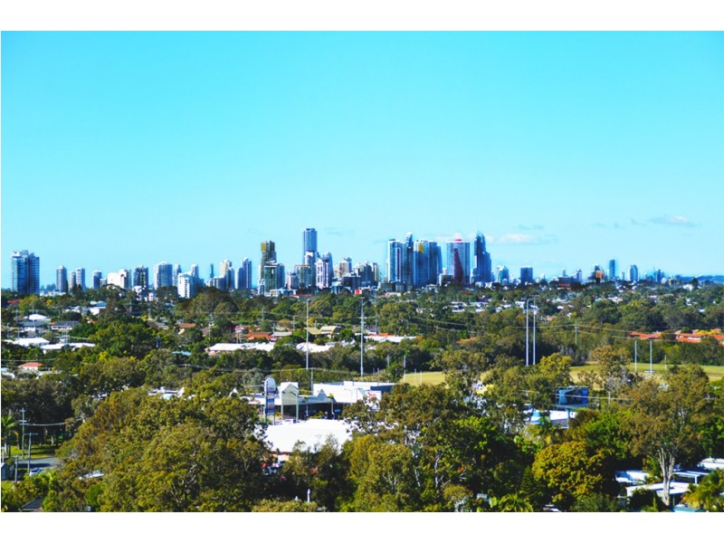 5 Harbour Side Court, Biggera Waters QLD 4216