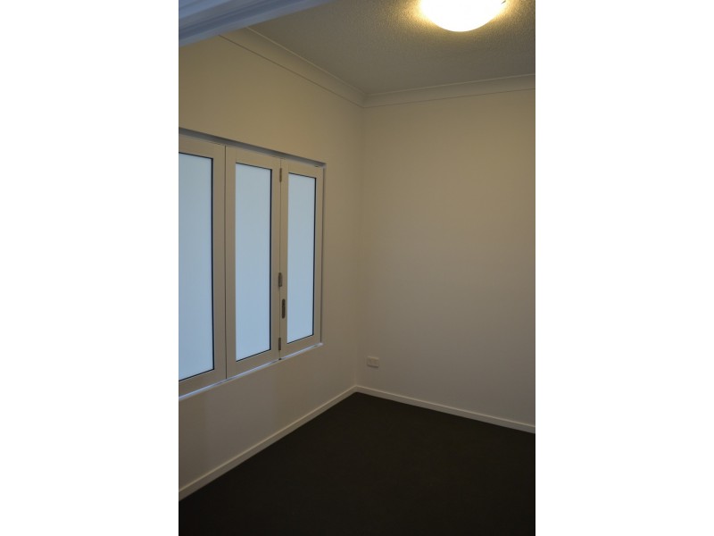 312/19 Imperial Parade, Labrador QLD 4215