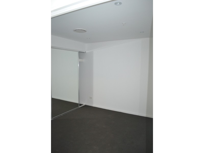 312/19 Imperial Parade, Labrador QLD 4215