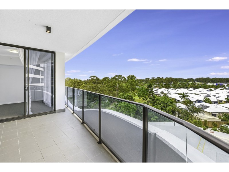 2410/5 Harbour Side Court, Biggera Waters QLD 4216