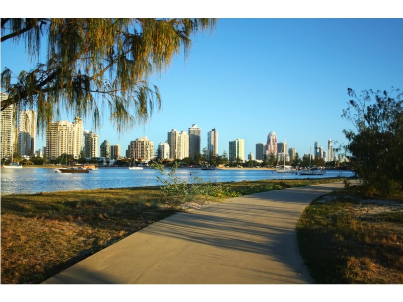 Labrador QLD 4215