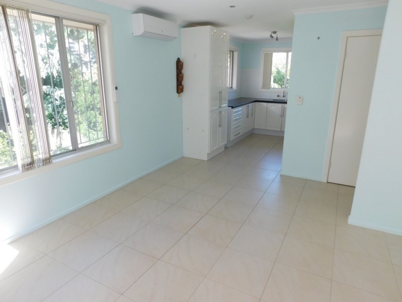 8/31 Frank Street, Labrador QLD 4215