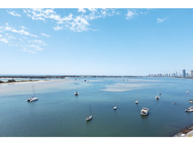 33/318 Marine Parade, Labrador QLD 4215