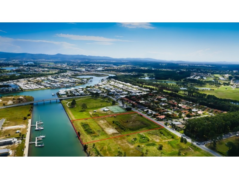 23-31 Sickle Avenue, Hope Island QLD 4212