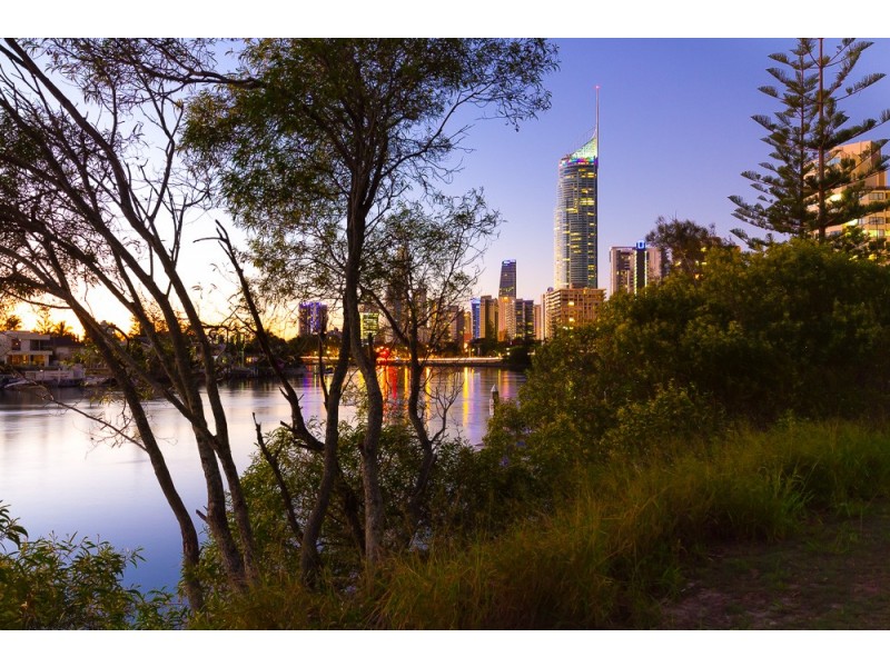 14 Cannes Avenue, Surfers Paradise QLD 4217