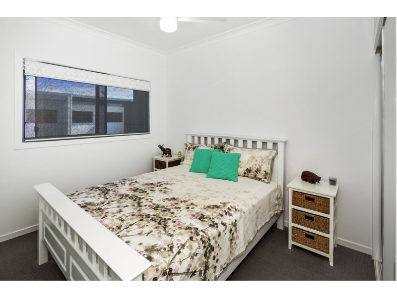 14/1 Mervyn Thomas Drive, Hope Island QLD 4212