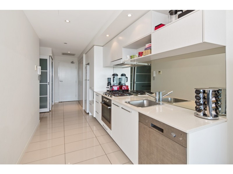 506/430 Marine Parade, Biggera Waters QLD 4216