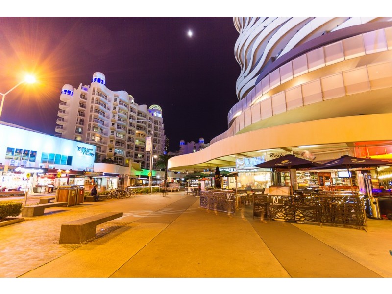 14 Cannes Avenue, Surfers Paradise QLD 4217