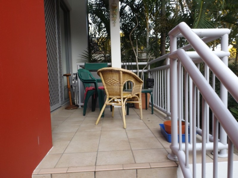 13/13-23 Bright Avenue, Labrador QLD 4215