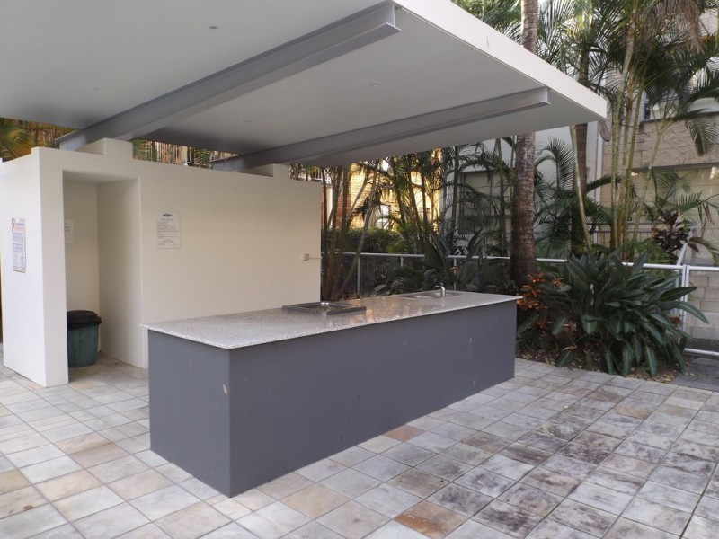 13/13-23 Bright Avenue, Labrador QLD 4215
