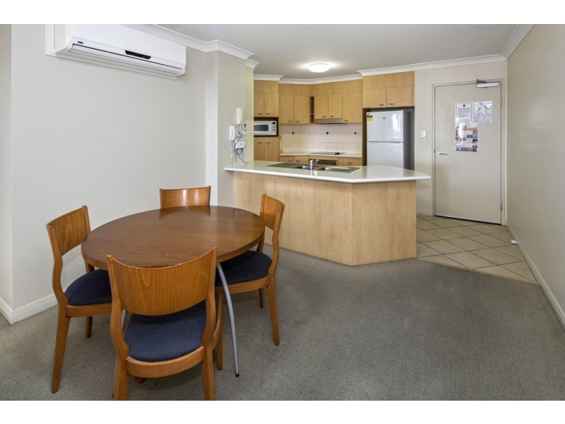 108/392 Marine Parade, Labrador QLD 4215