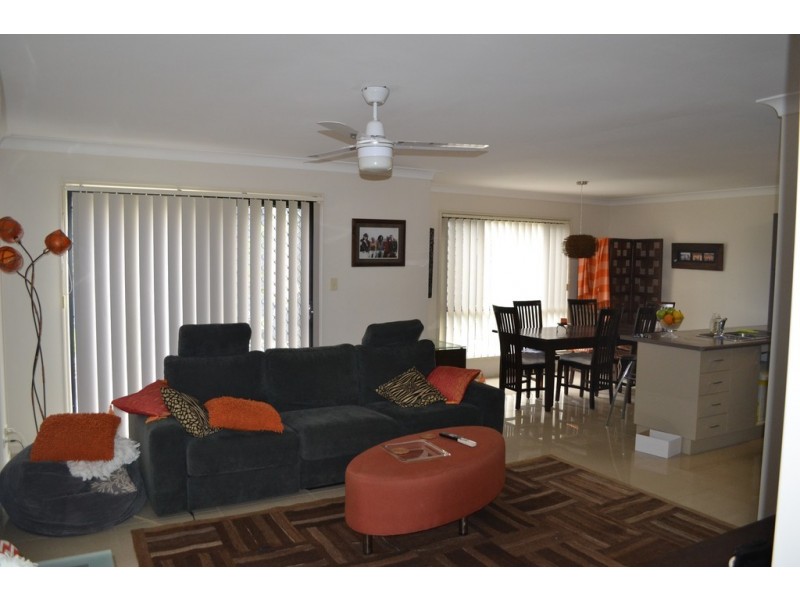 3/53 Gordon Street, Labrador QLD 4215