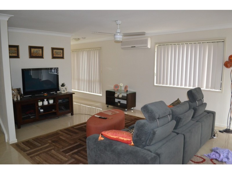 3/53 Gordon Street, Labrador QLD 4215
