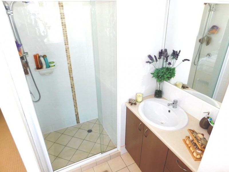 8/131 Muir Street, Labrador QLD 4215