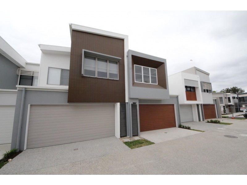 55 Florabella Drive, Robina QLD 4226